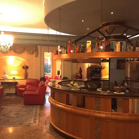 国际酒店 3*
